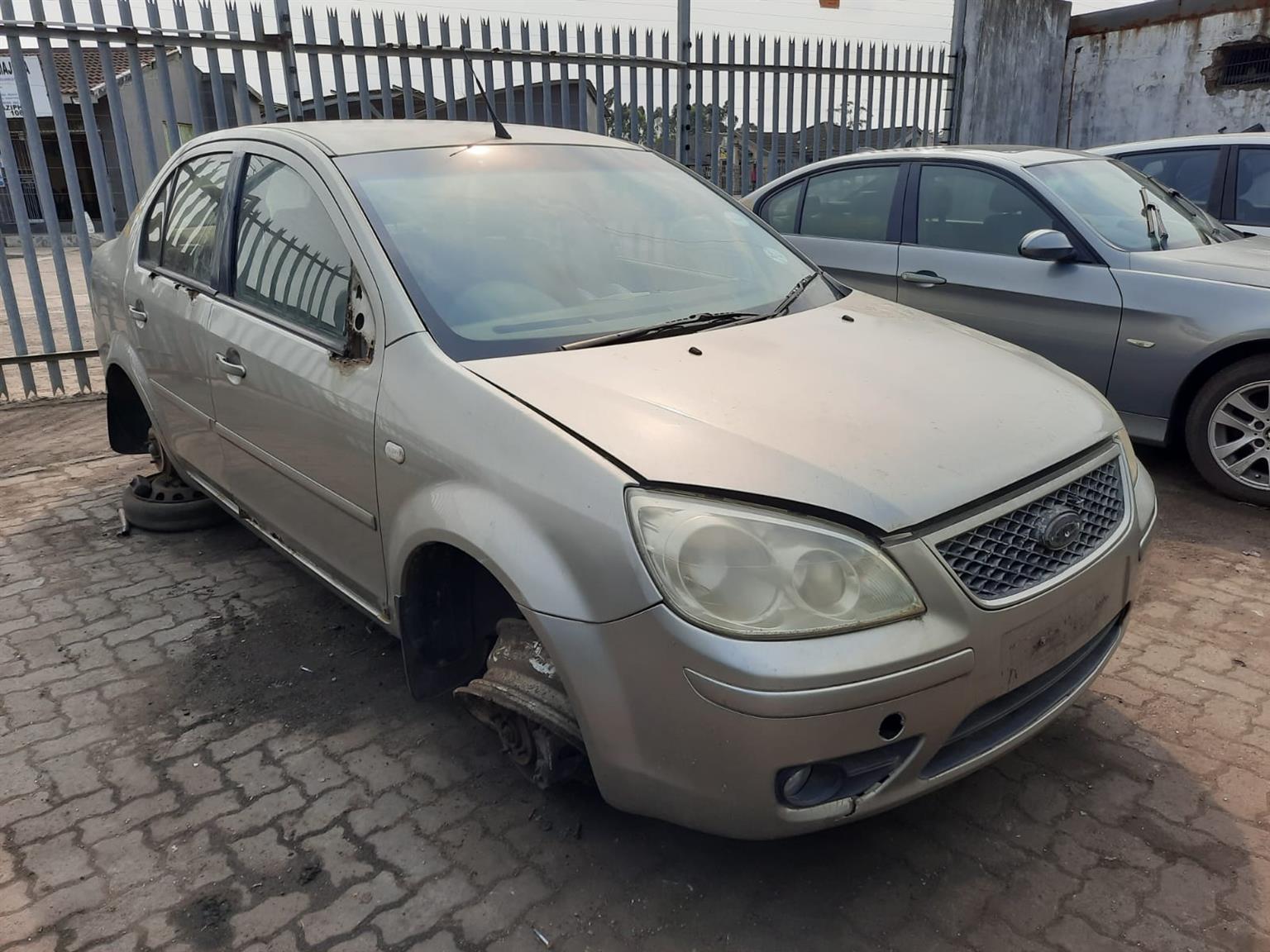 2008 Ford Ikon 1.6 TDCI – Stripping for Spares.