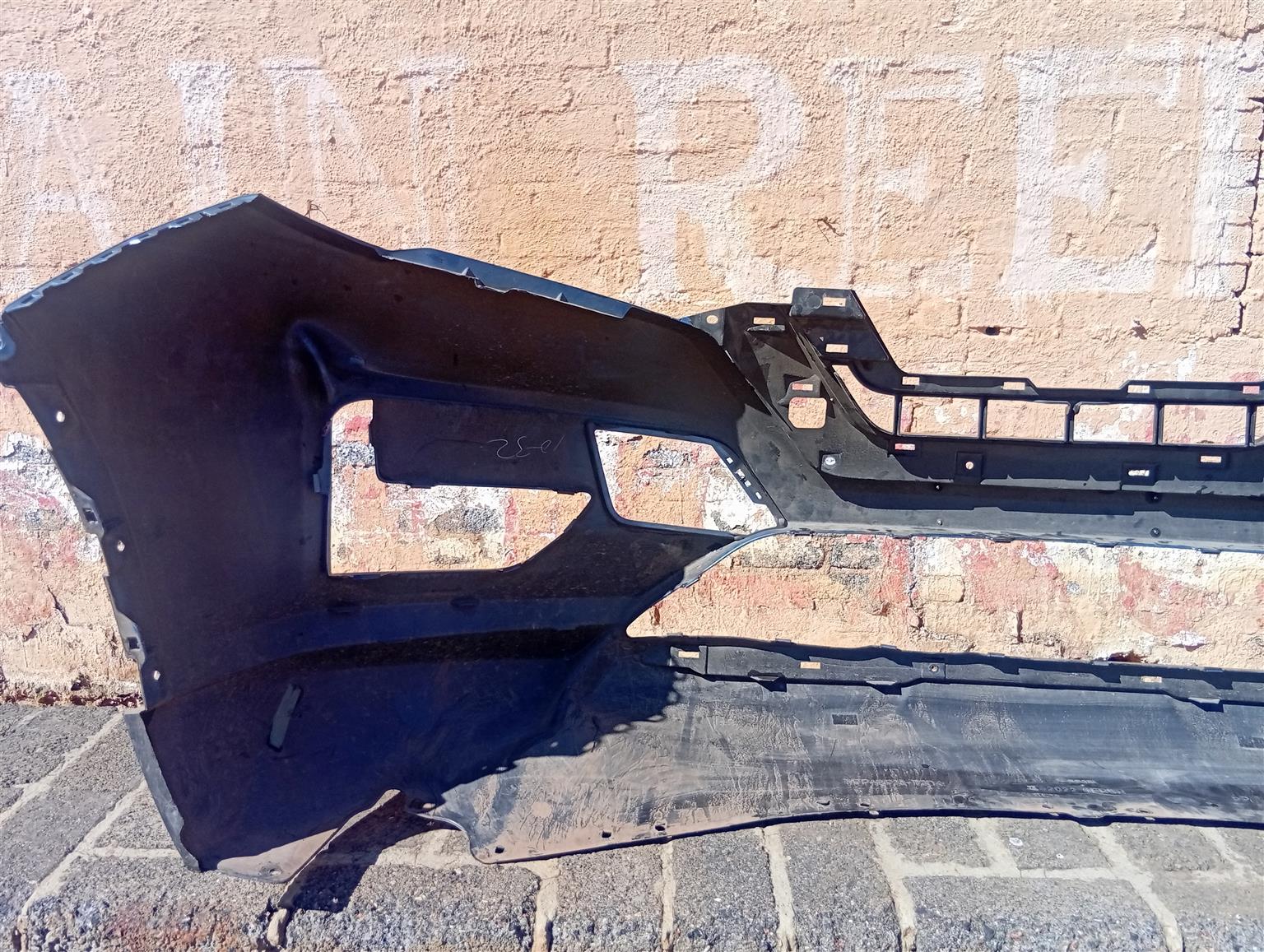 2017-2021 nissan X trail front bumper OEM in good condition - Private Seller