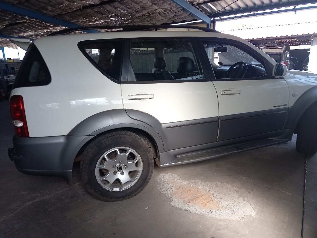 Ssangyong Rexton RX270 - Private Seller