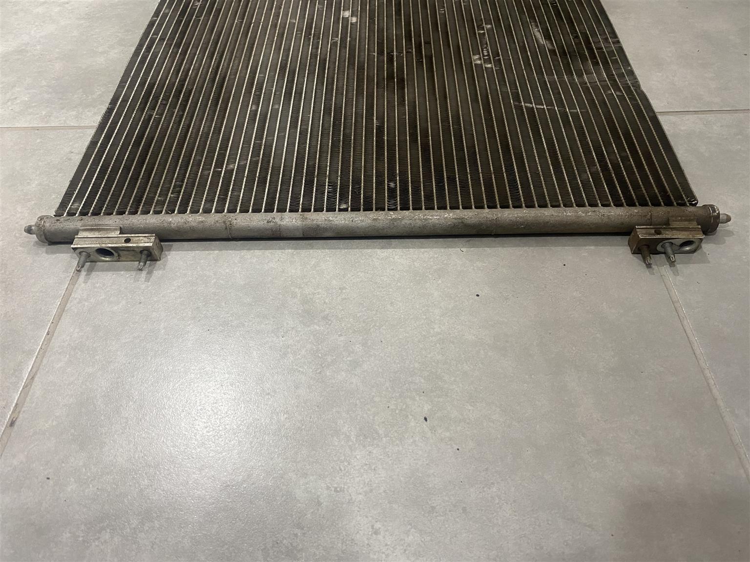 2014 RANGE ROVER SPORT L494 AIRCON CONDENSER FOR SALE. IN EXCELLENT CONDITION - Private Seller