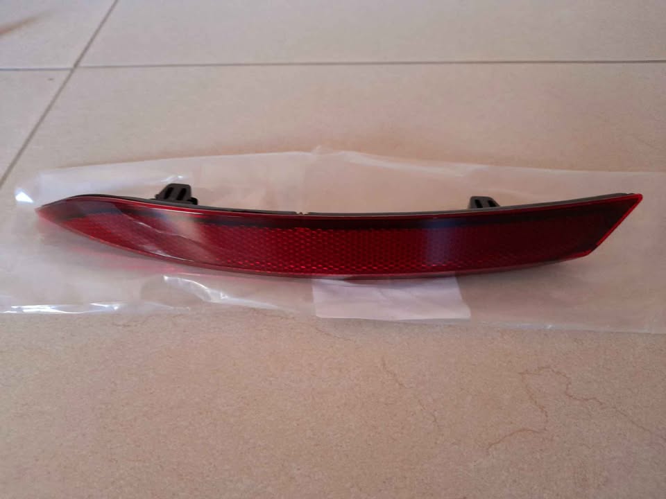VW POLO VIVO 2019/ 2022 BRAND NEW REAR BUMPER REFLECTORS FORSALE FORSALE PRICE