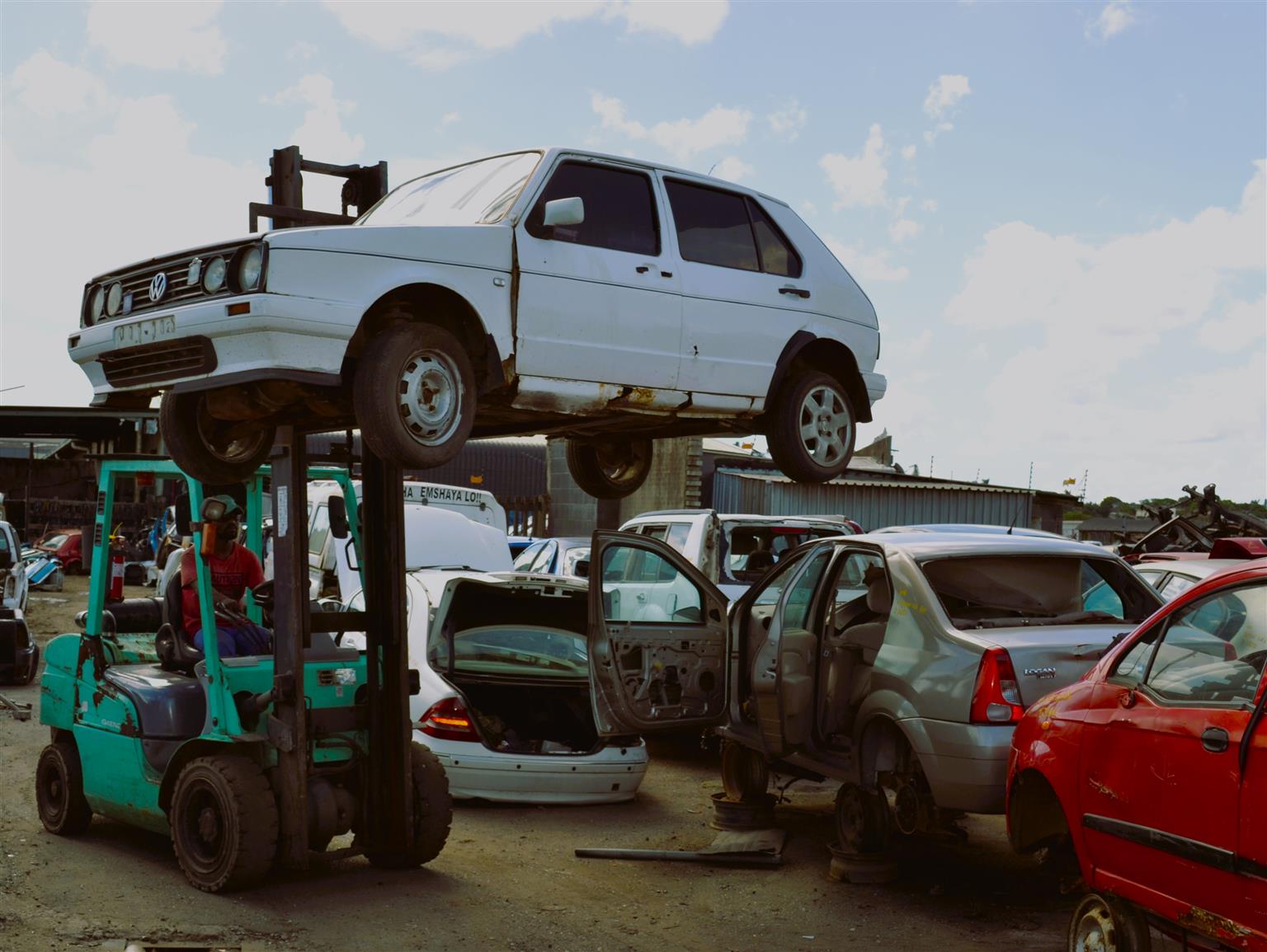 2002 Toyota Hilux 2.4D - Stripping for Spares