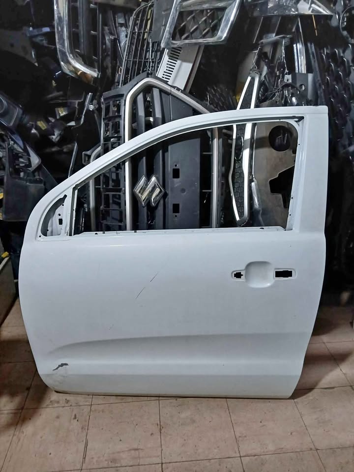 Ford ranger t8 Club cap door - Private Seller Ford ranger t8 Club cap door - Private Seller