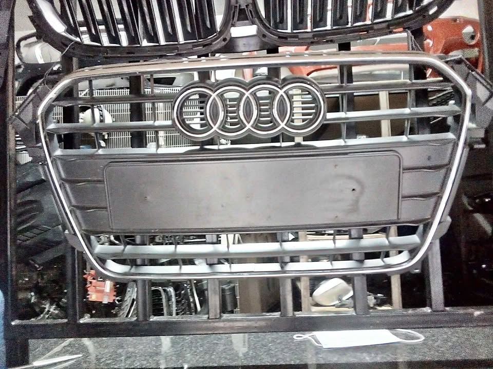 Audi a4 b9 bumper - Private Seller