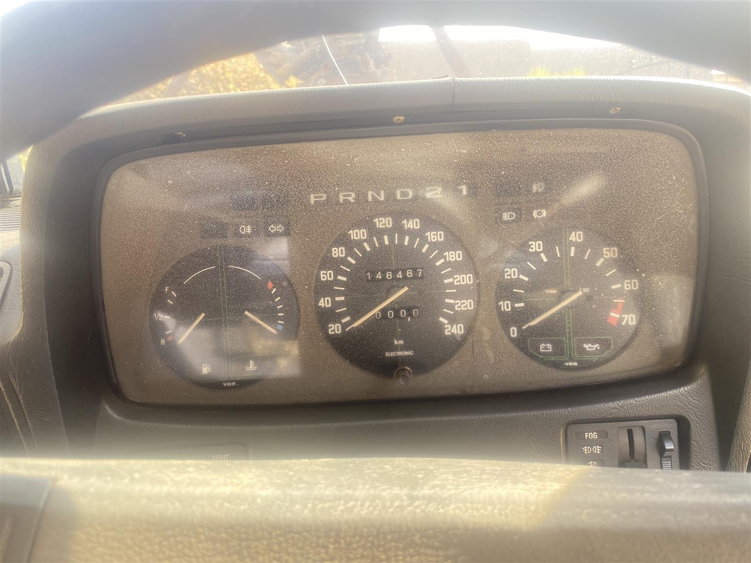 BMW 733i