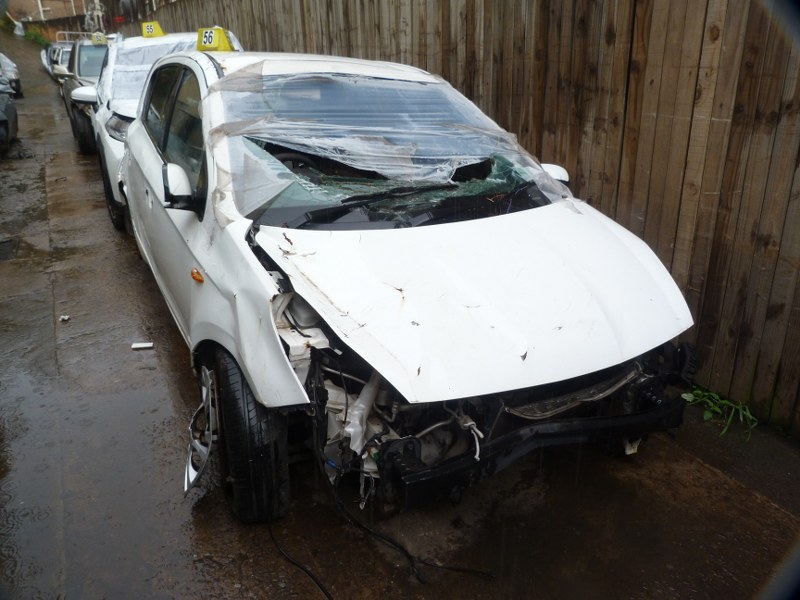 Hyundai i20 1.4 Manual White - 2012 STRIPPING FOR SPARES - Private Seller Hyundai i20 1.4 Manual White - 2012 STRIPPING FOR SPARES - Private Seller