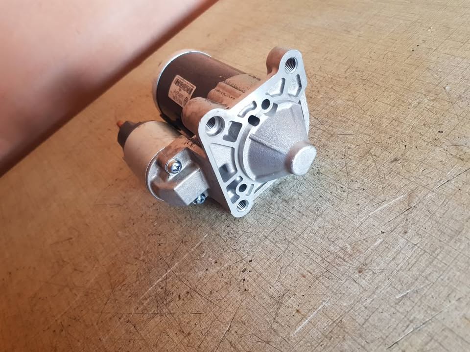 NEW RENAULT OR NISSAN STARTER MOTOR FORSALE
