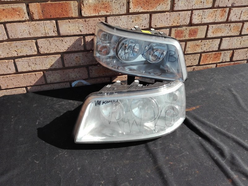 Volkswagen Kombi Transporter T5 Headlight - Private Seller