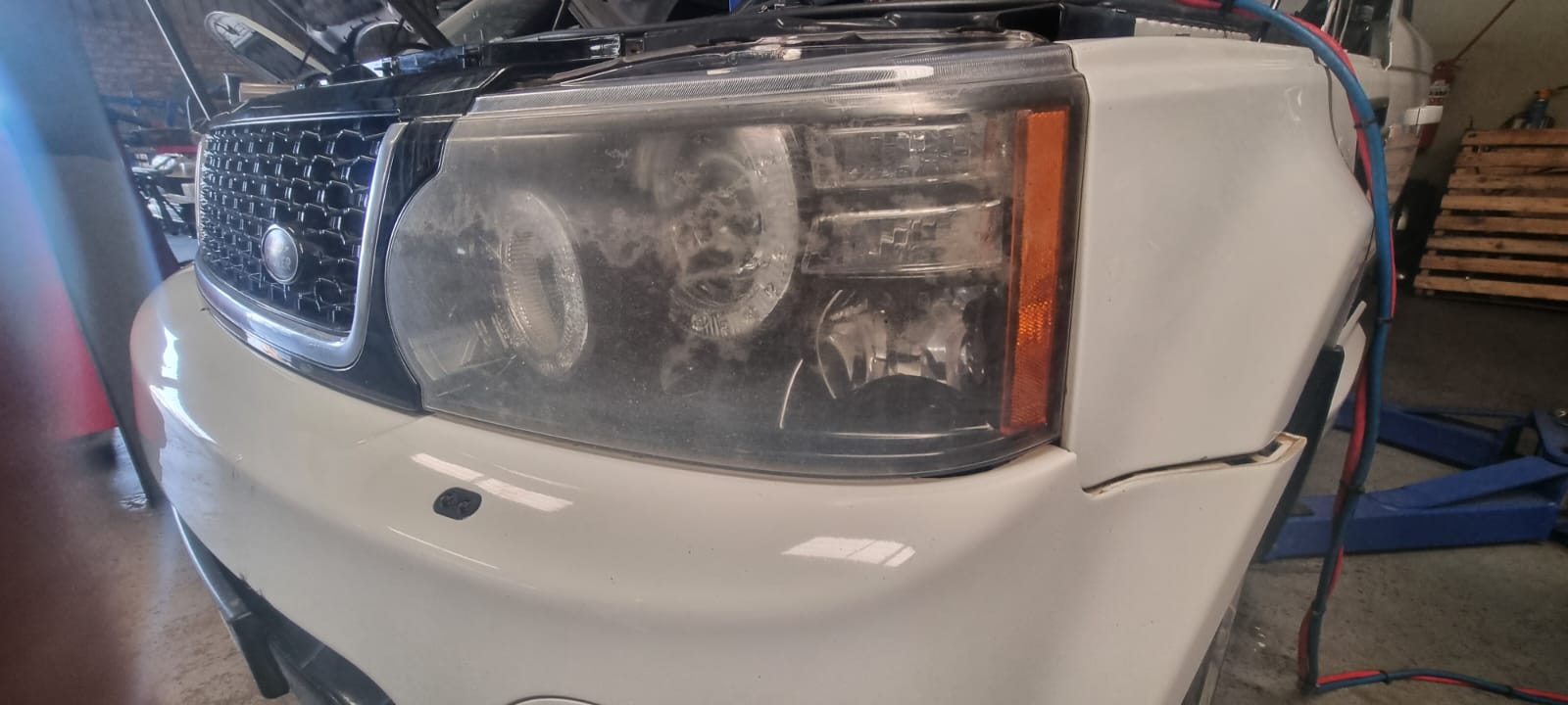 2012 Range Rover Sport 5.0l V8 S/C AutoBiography Headlights for sale