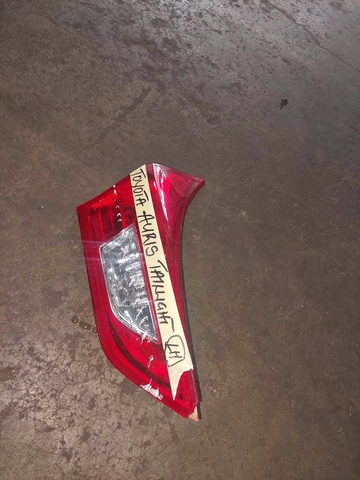 Toyota Auris taillight left side - Private Seller Toyota Auris taillight left side - Private Seller