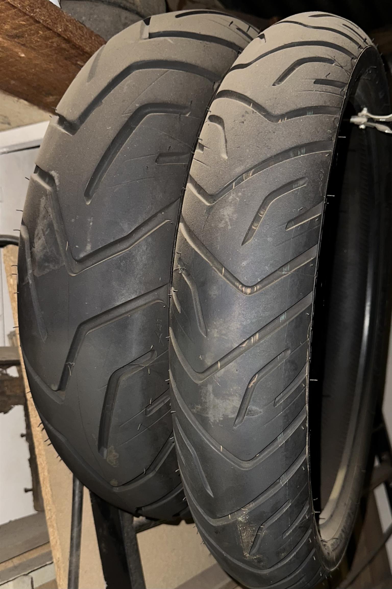 Motorcycle tyres Motorcycle tyres