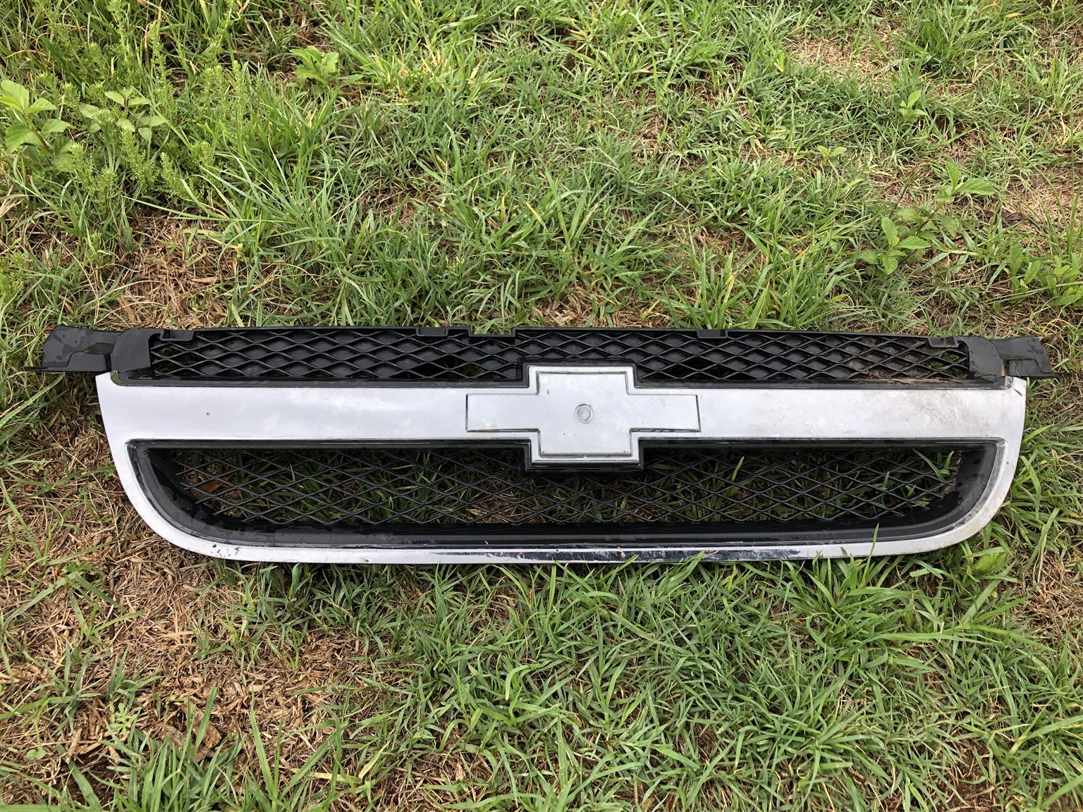 Chevrolet Aveo Front Bumper Grill - Private Seller