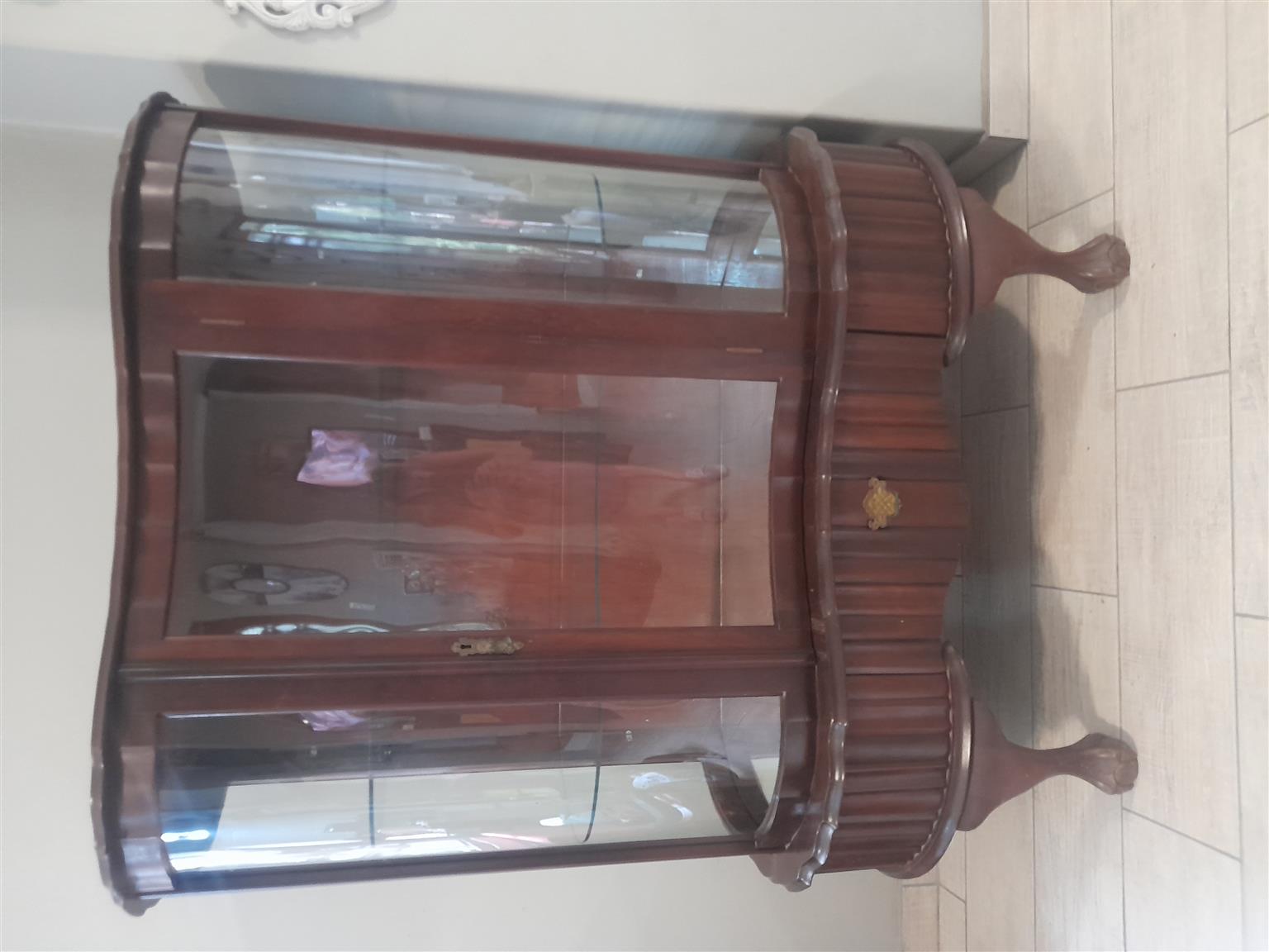 Antique showcase