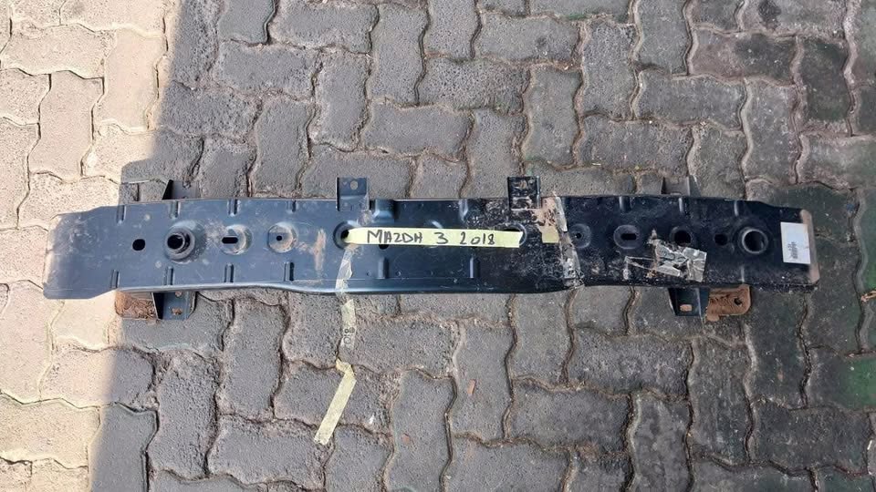 Mazda 3 stiffener 2018 - Private Seller Mazda 3 stiffener 2018 - Private Seller