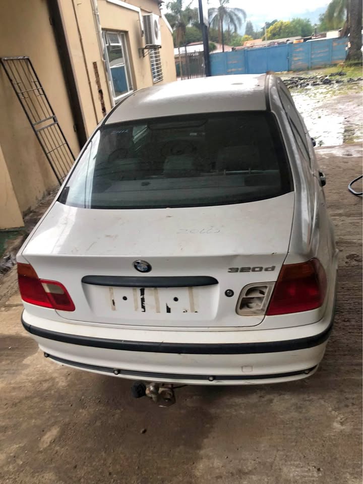 BMW 320 stripping for spares - Private Seller BMW 320 stripping for spares - Private Seller