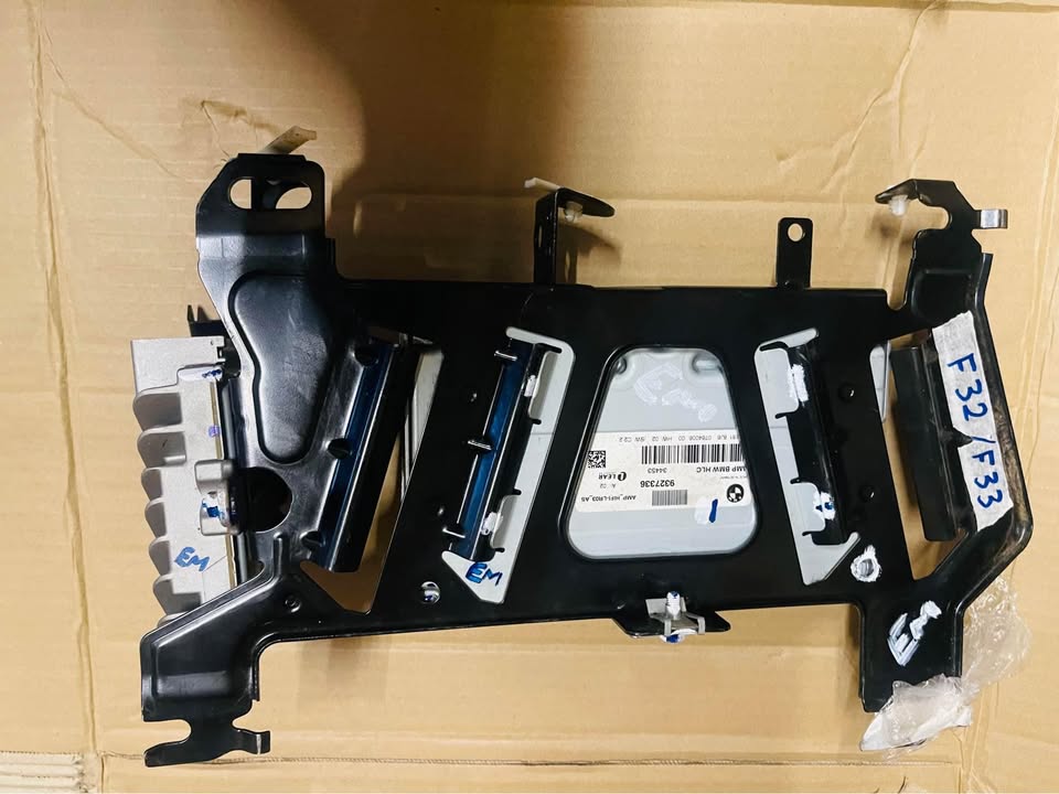 BMW 3 Series F30 F32 F33 (2011-2020 ) Sound Amplifier - Private Seller BMW 3 Series F30 F32 F33 (2011-2020 ) Sound Amplifier - Private Seller