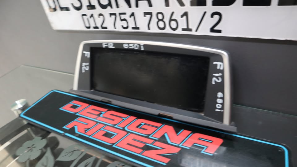 BMW F12 650I RADIO/NEVIGATION SCREEN - Private Seller