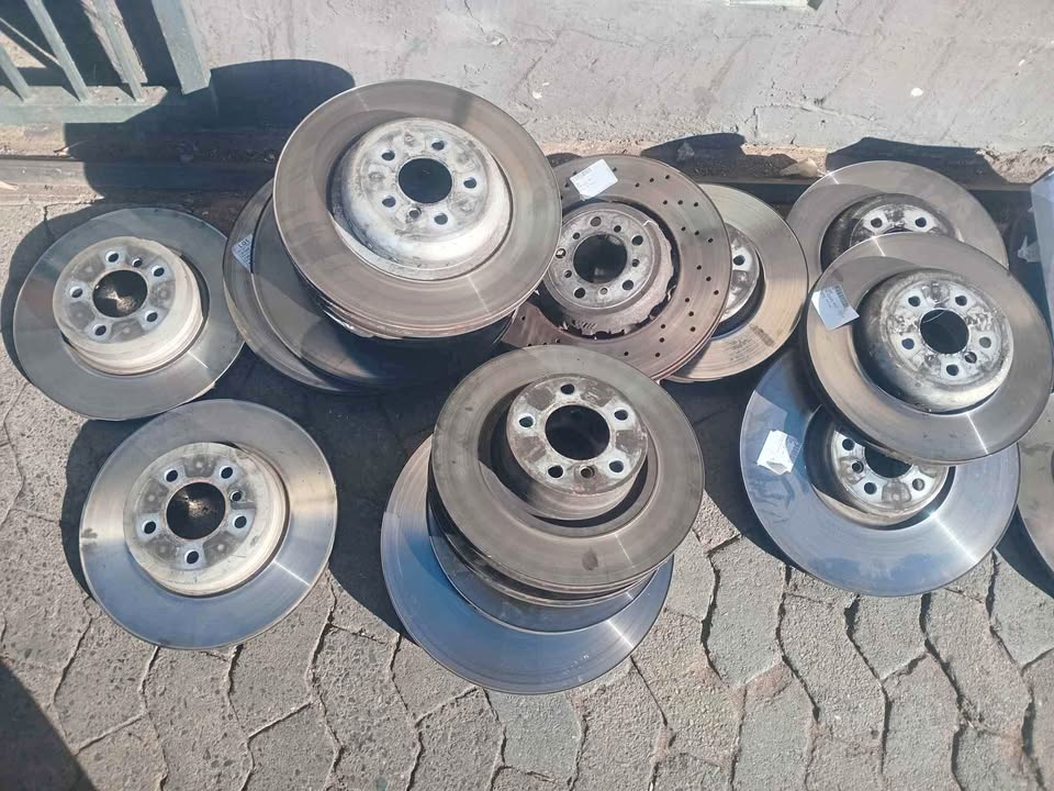 Bmw variety of Disks - Private Seller Bmw variety of Disks - Private Seller