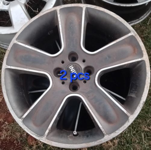 MINI COOPER HATCH BACK (R56)17-INCH RIM (2007–2013) - Private Seller MINI COOPER HATCH BACK (R56)17-INCH RIM (2007–2013) - Private Seller