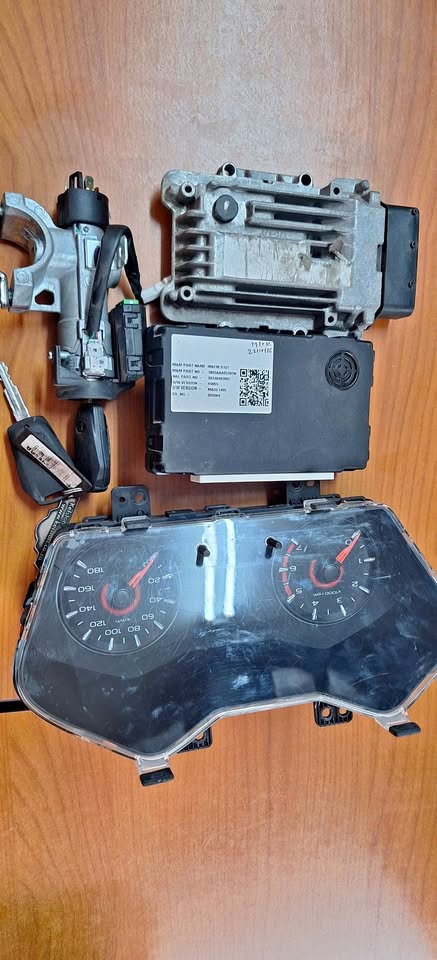 Mahindra scorpio 2.2 s10 lockset available - Private Seller Mahindra scorpio 2.2 s10 lockset available - Private Seller