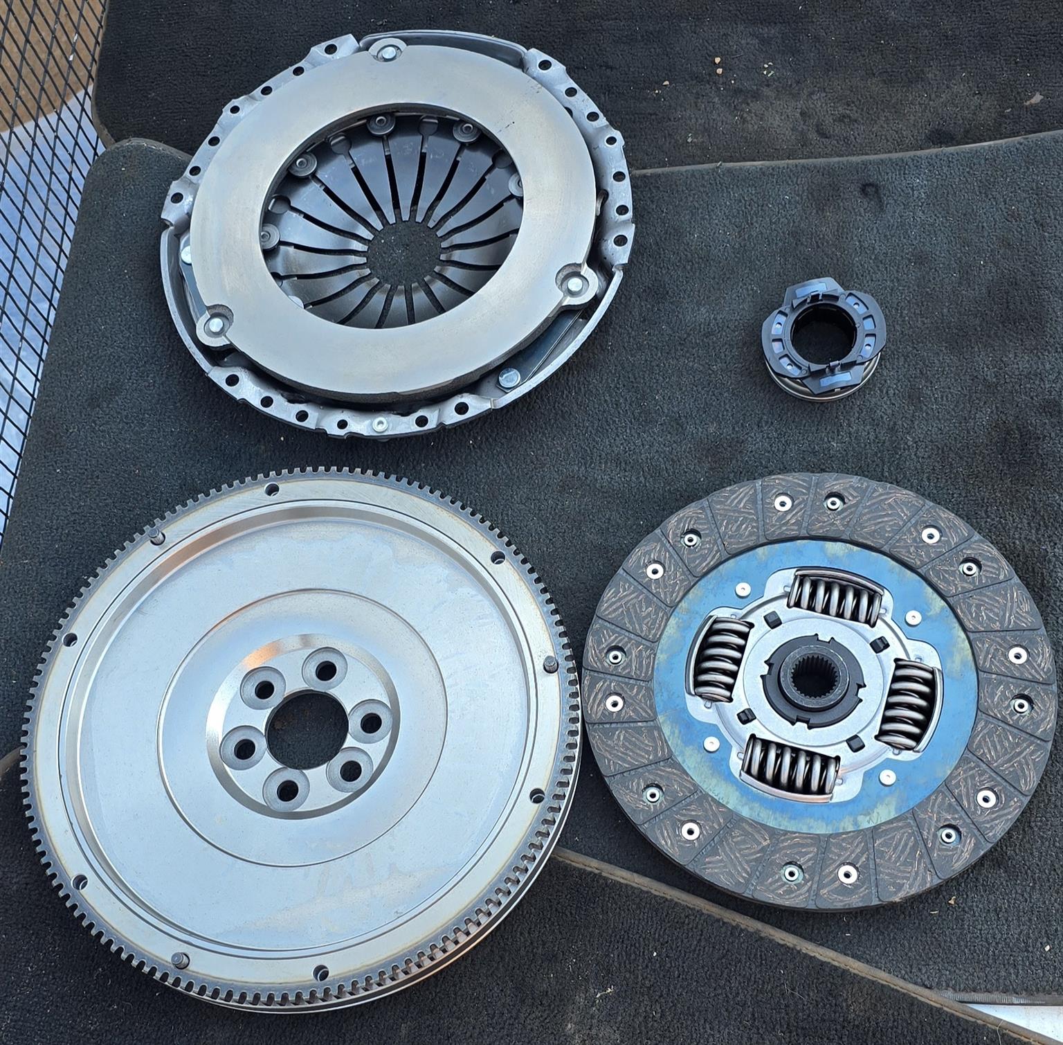 New stock arrivals Single mass flywheel and clutch kit - Private Seller