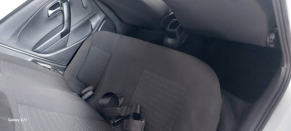Volkwogen Polo vivo 1.4 Trendline Manual Petrol