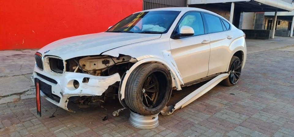 BMW x6 stripping for spares BMW x6 stripping for spares