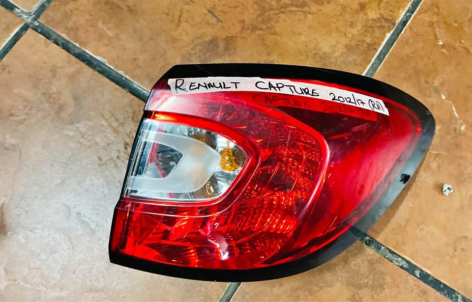 Renault Captur taillight 3012/17 - Private Seller Renault Captur taillight 3012/17 - Private Seller