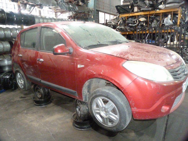 Renault Sandero 1.6 CUP Manual Red - 2011 STRIPPING FOR SPARES - Private Seller