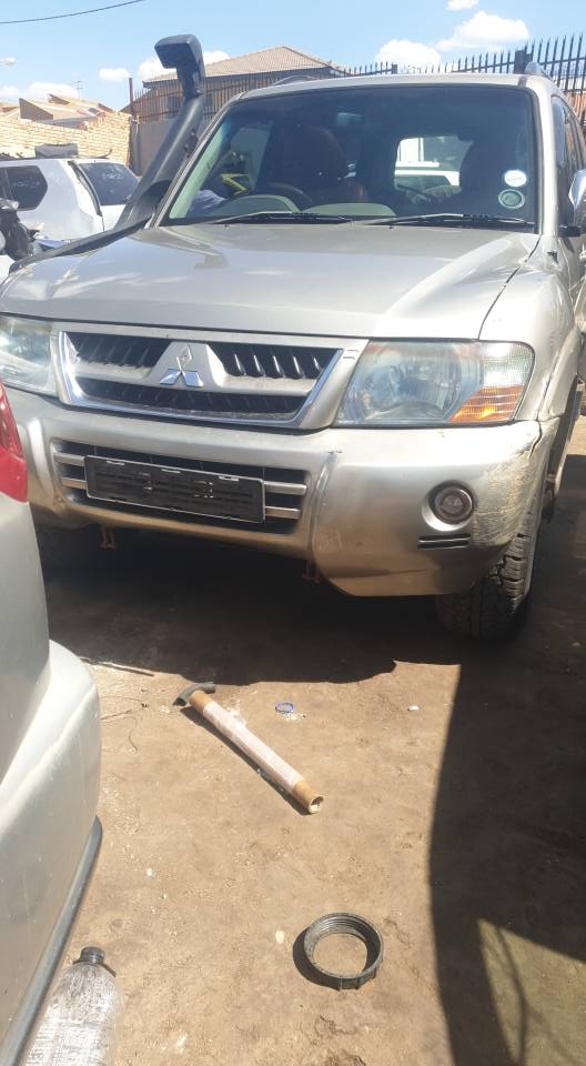 Spare Parts for Mitsubishi Pajero DID 4m41 - Private Seller Spare Parts for Mitsubishi Pajero DID 4m41 - Private Seller