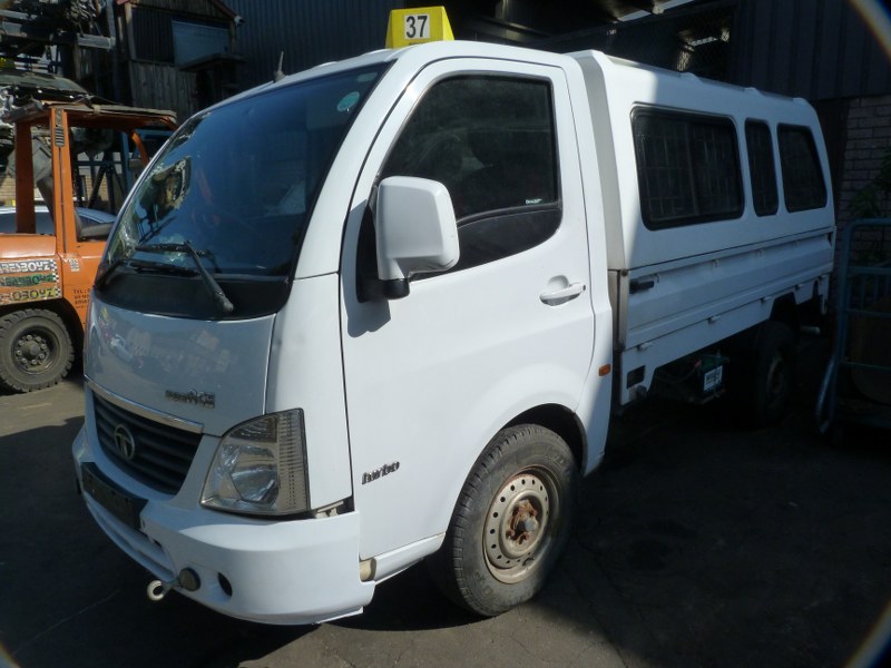Tata Super Ace 1.4T DLE Manual White - 2015 STRIPPING FOR SPARES - Private Seller Tata Super Ace 1.4T DLE Manual White - 2015 STRIPPING FOR SPARES - Private Seller