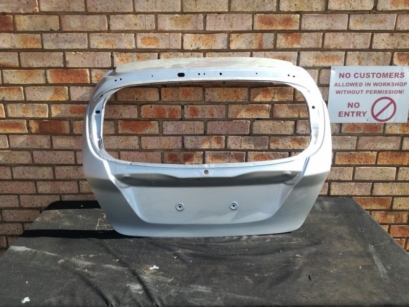 Ford Fiesta Tailgate - Private Seller Ford Fiesta Tailgate - Private Seller