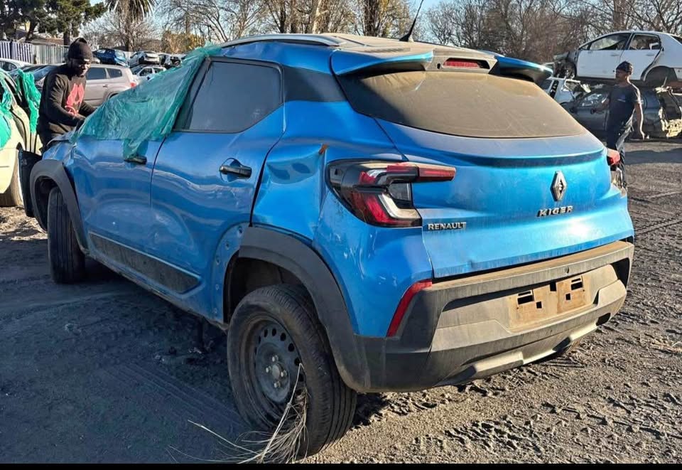 Renault Kiger stripping for spares - Private Seller