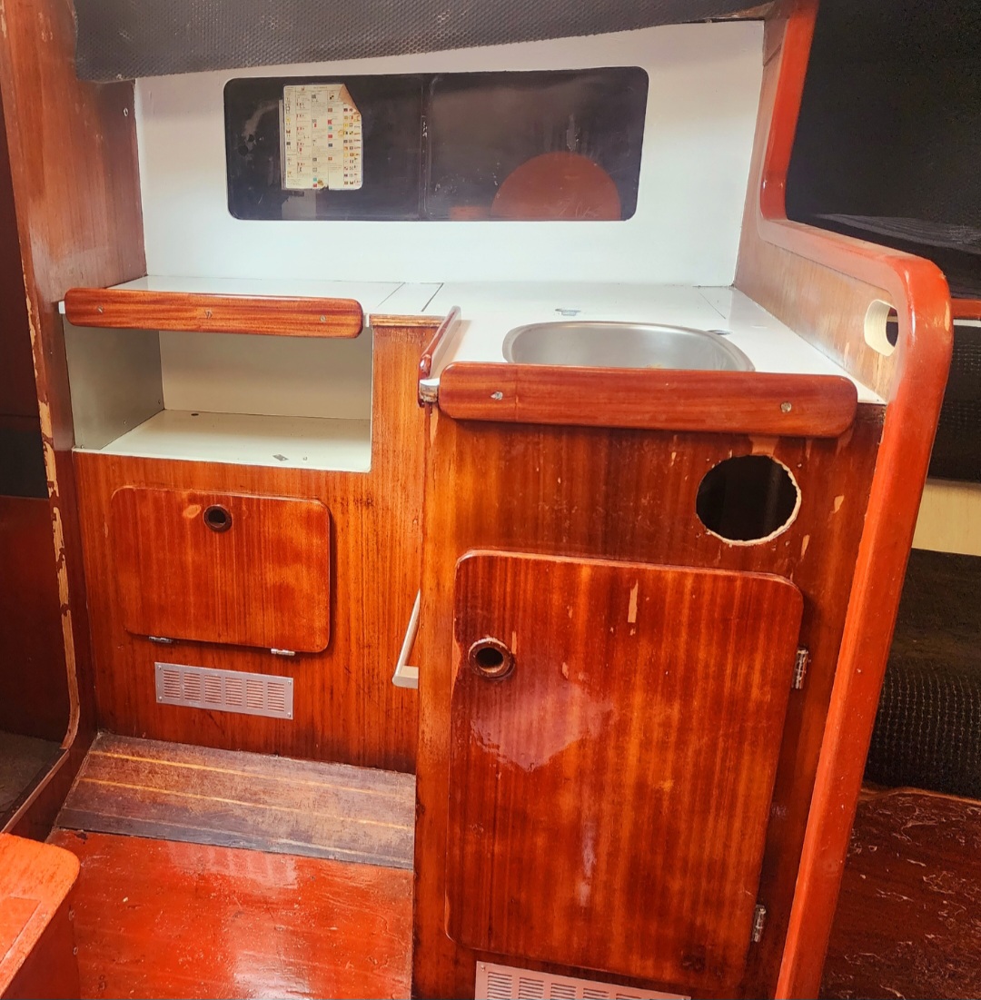Jeanneau Fantasia 27.5ft for sale or swop for something interesting - Private Seller Jeanneau Fantasia 27.5ft for sale or swop for something interesting - Private Seller
