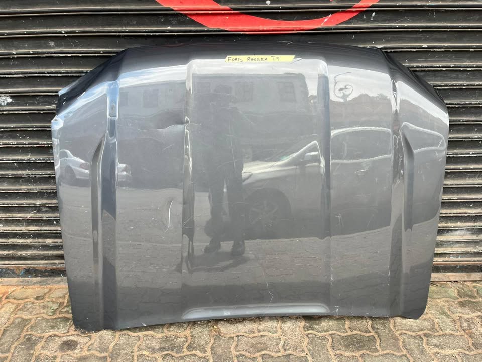 Ford Ranger T9 Bonnet - Private Seller Ford Ranger T9 Bonnet - Private Seller