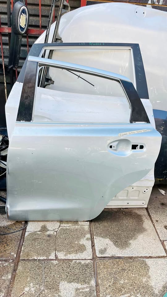 Toyota Starlet back door - Private Seller Toyota Starlet back door - Private Seller