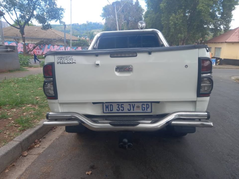 2014 Toyota Hilux super cab 3.0 D4D Diesel. Manual, Mileage 133,000kms
