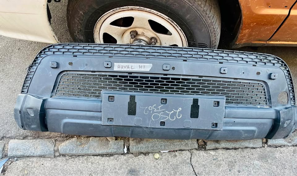 GWM Haval H1 /M4 grille - Private Seller GWM Haval H1 /M4 grille - Private Seller