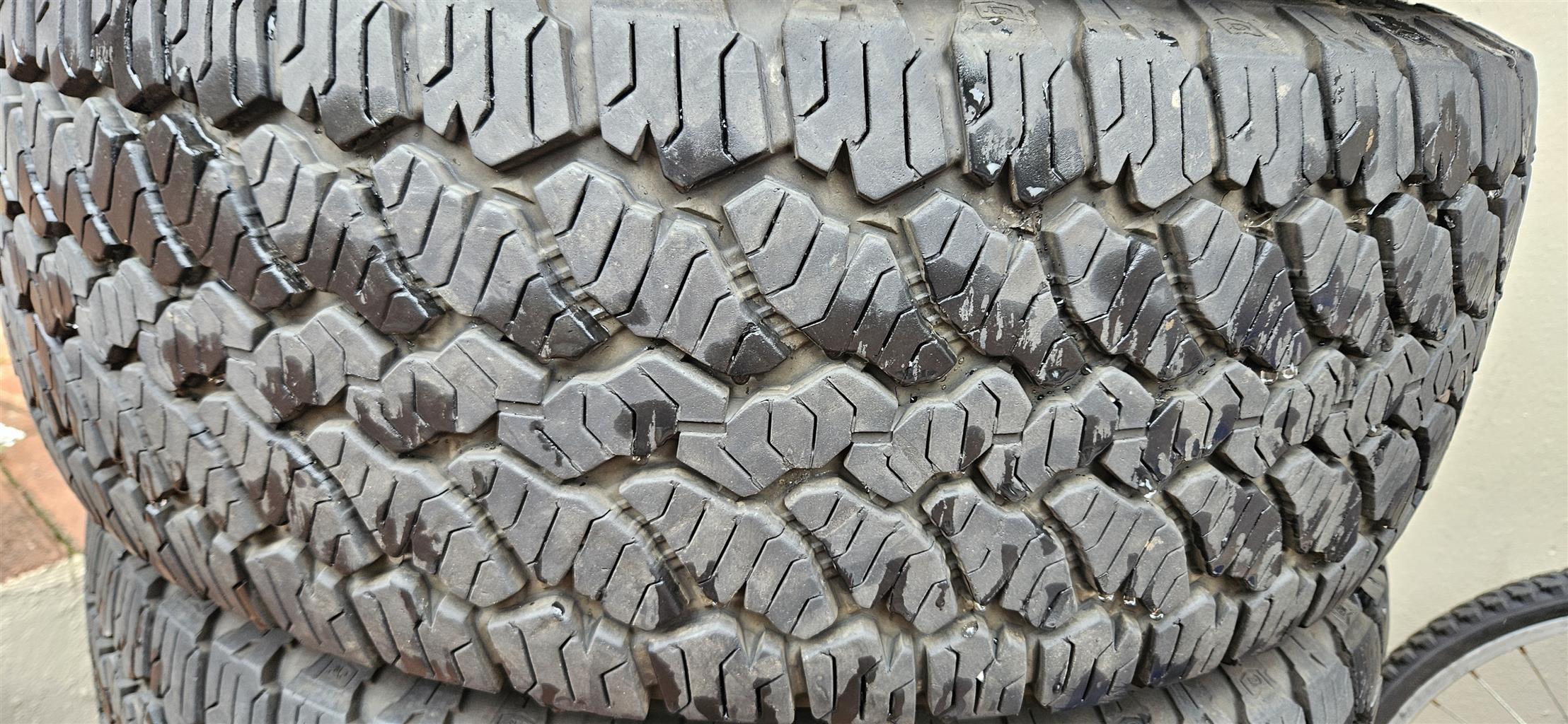 Landrover rims - Private Seller Landrover rims - Private Seller