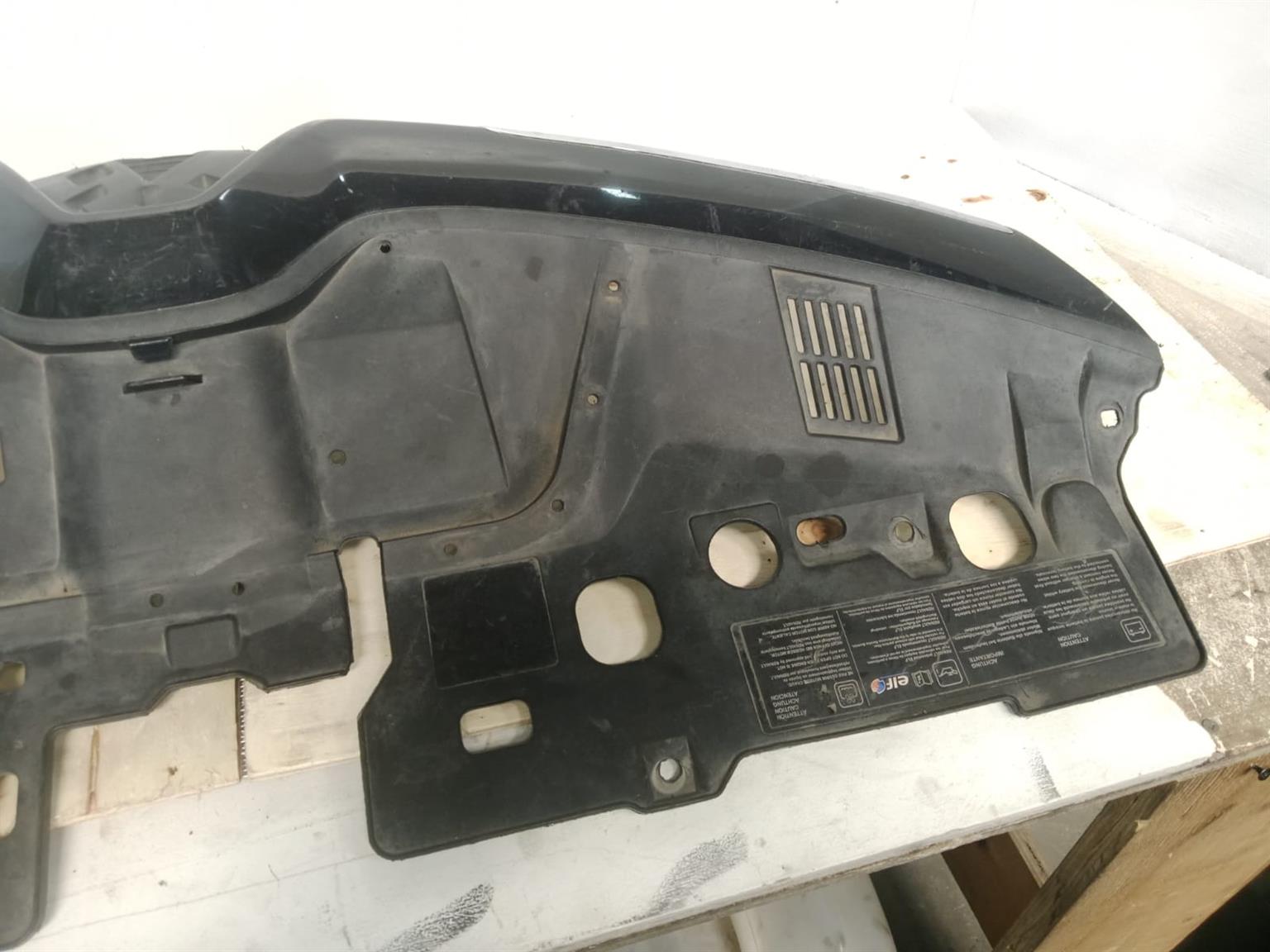 Renault Clio 4 Front Grille for sale - Private Seller