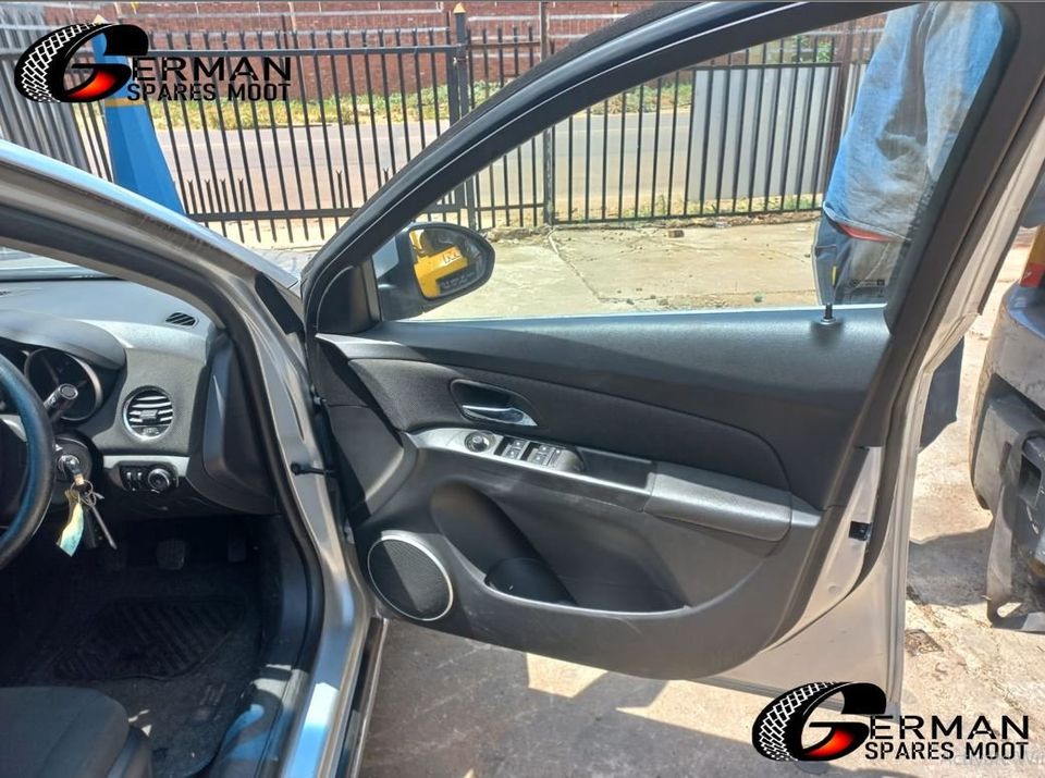 2015 CHEV CRUZE 1.4 USED SPARES