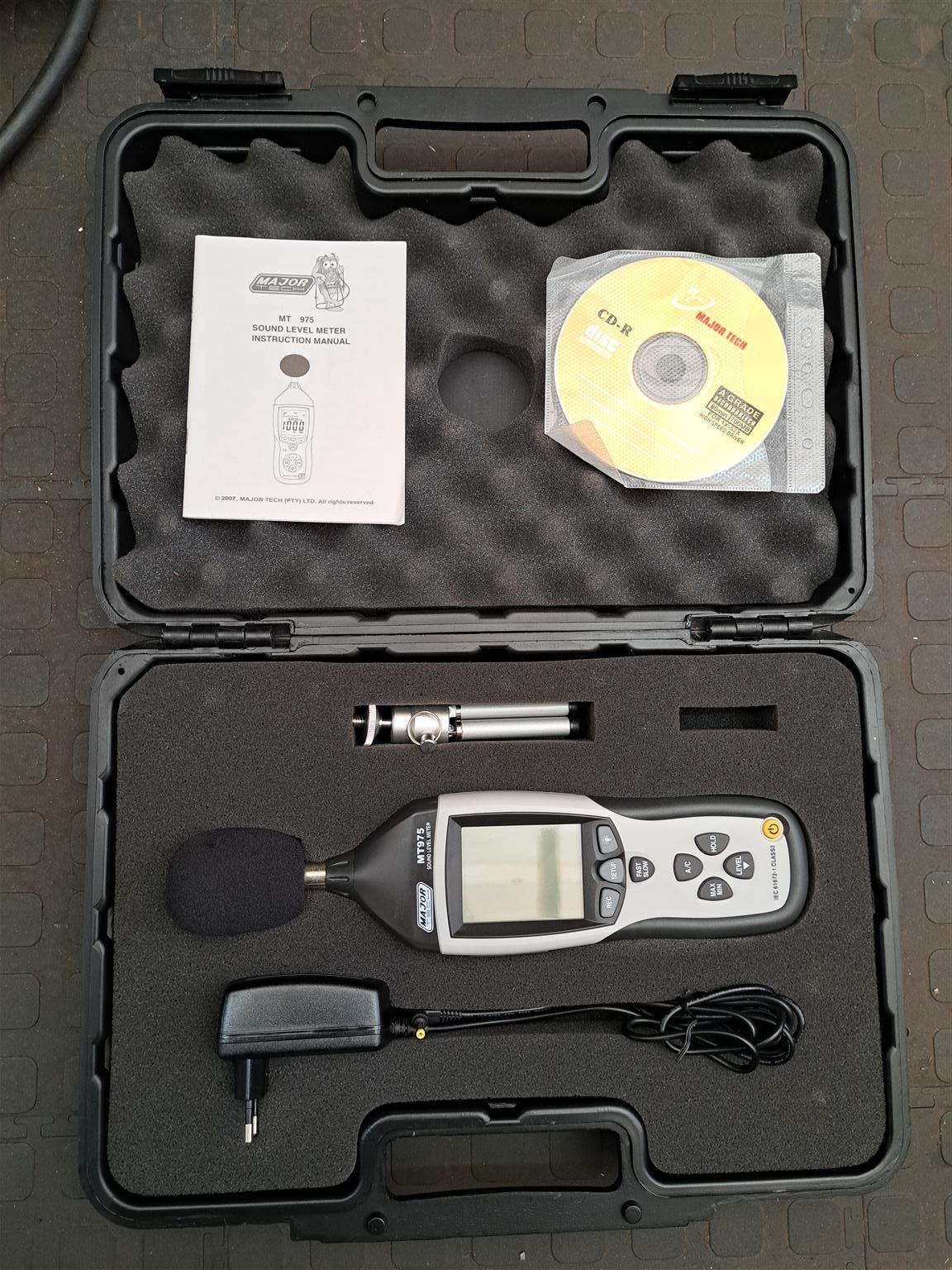 MAJOR-TECH – Sound Level Meter with Data Logger MT975