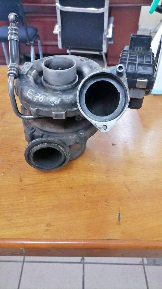 BMW X5 E70 3.0d M57N2 Turbocharger for sale - Private Seller