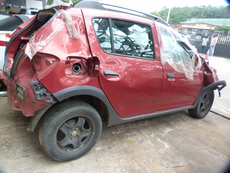 Renault Sandero 900T Stepway Dynamique Manual Red - 2018 STRIPPING FOR SPARES - Private Seller