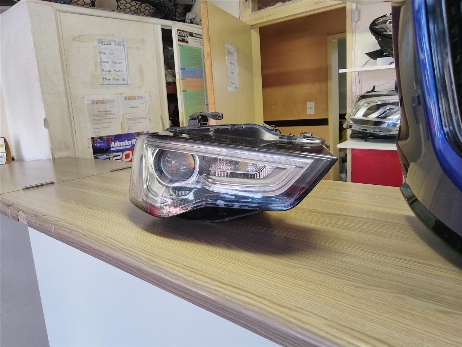 2016 AUDI A5 RIGHTSIDE XENON HEADLIGHT AVAILABLE FOR SALE - Private Seller 2016 AUDI A5 RIGHTSIDE XENON HEADLIGHT AVAILABLE FOR SALE - Private Seller