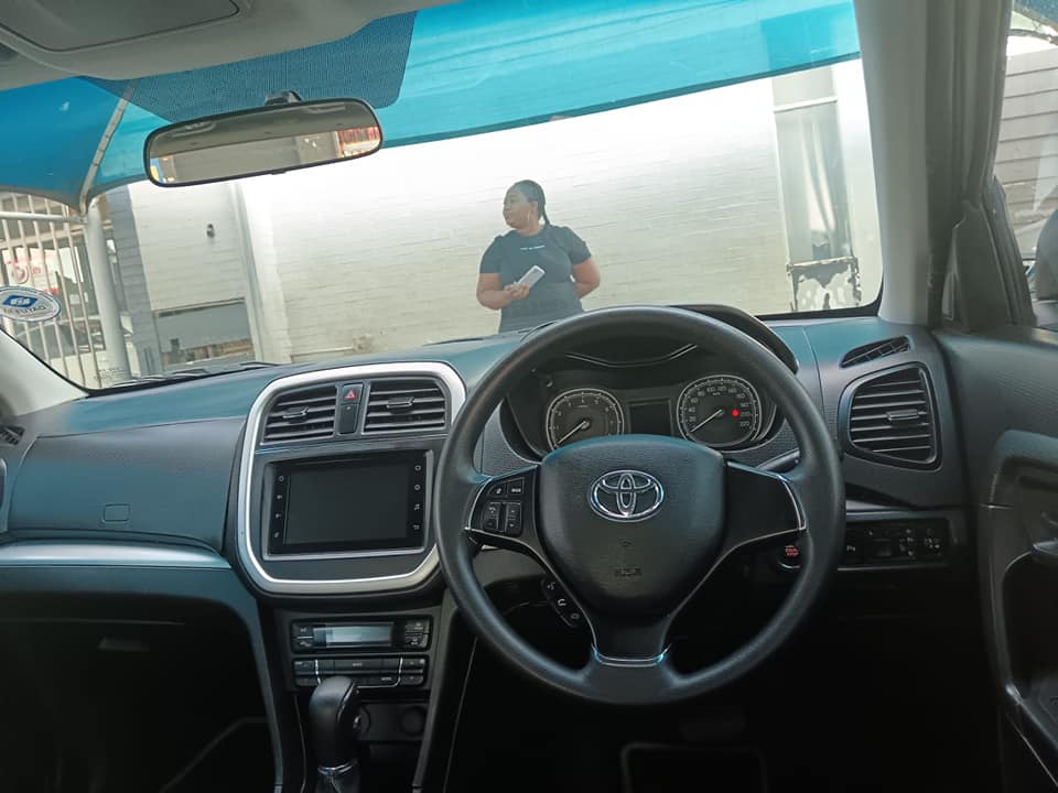 2021 TOYOTA URBAN CRUISER XS 1.4