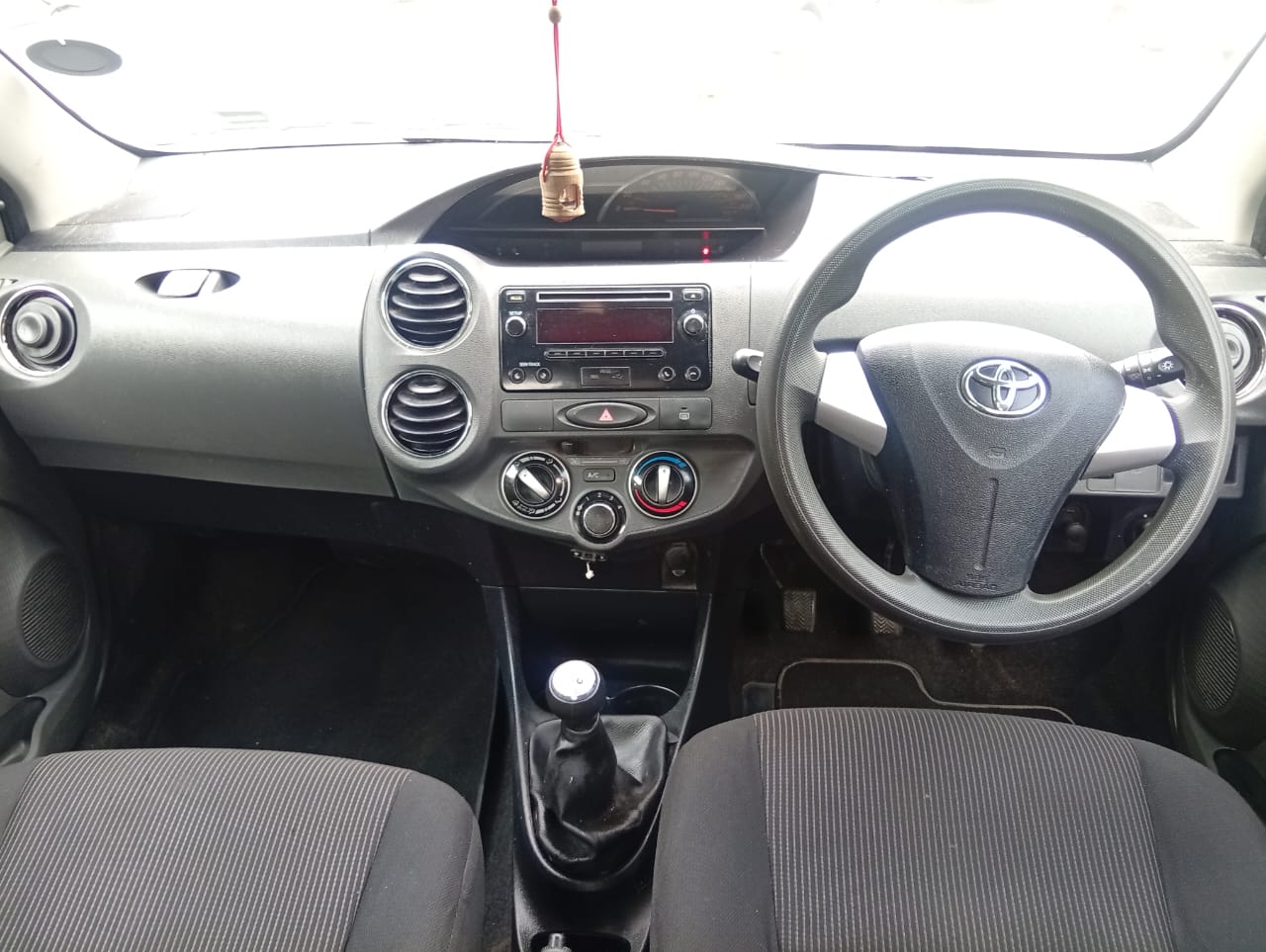 Used 2021 Toyota Etios hatch 1.5 Sprint - Private Seller Used 2021 Toyota Etios hatch 1.5 Sprint - Private Seller