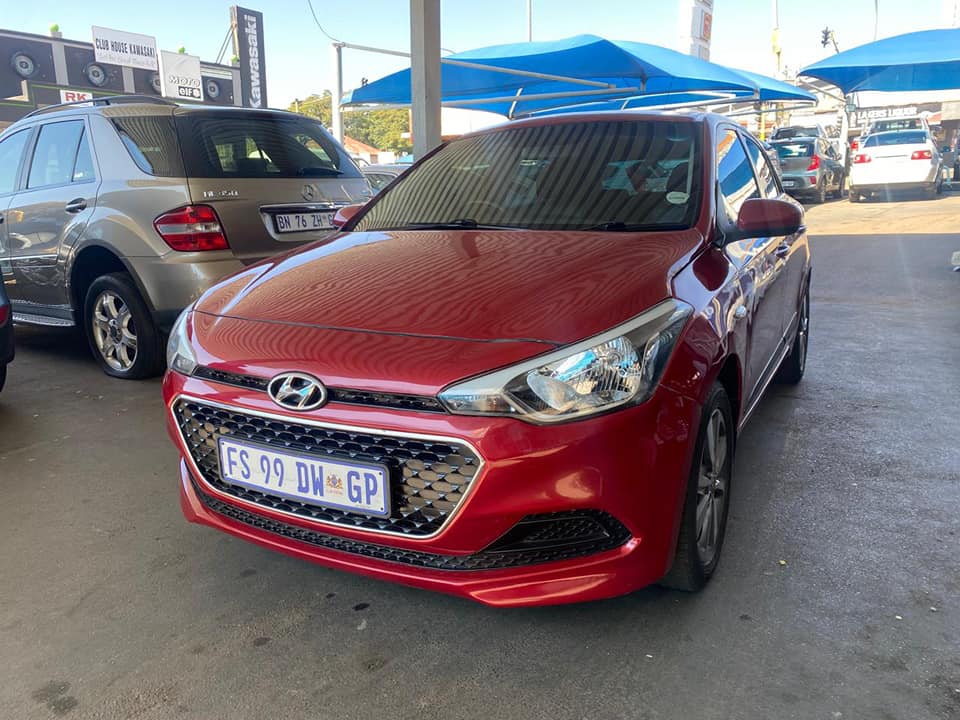 2017 HYUNDAI I20 1.2 FLUID MANUAL