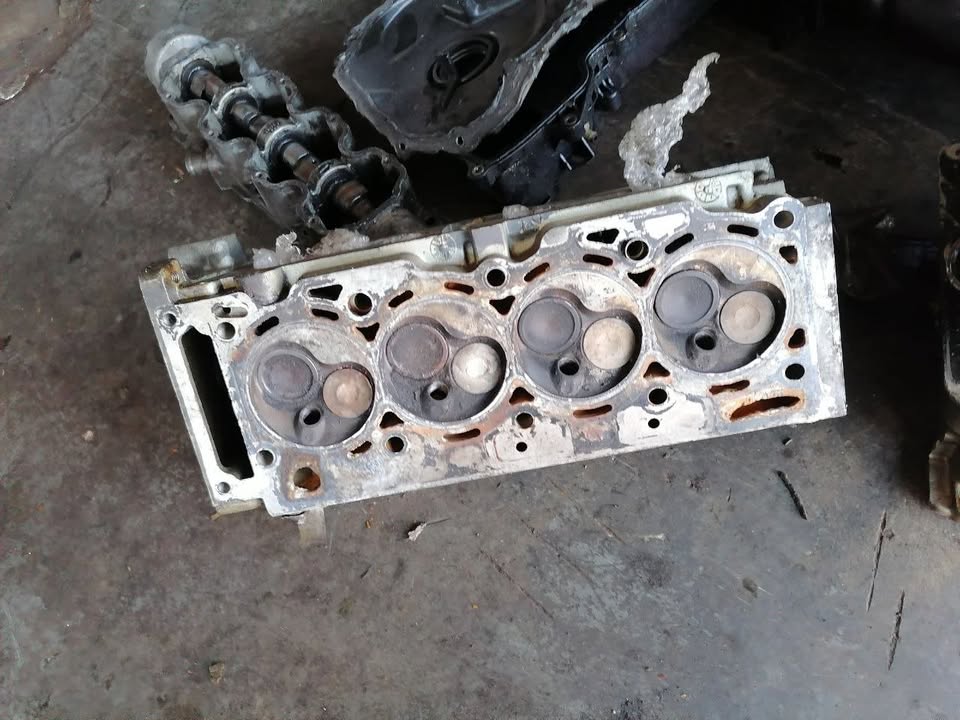 OPEL CYLINDER HEAD - Private Seller OPEL CYLINDER HEAD - Private Seller