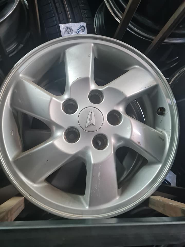 Diatshu Terios original alloy mags size 16